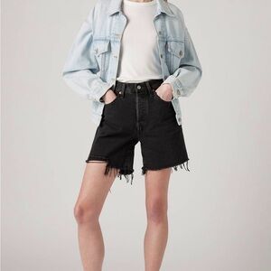 Levi’s 501 mid thigh women’s shorts